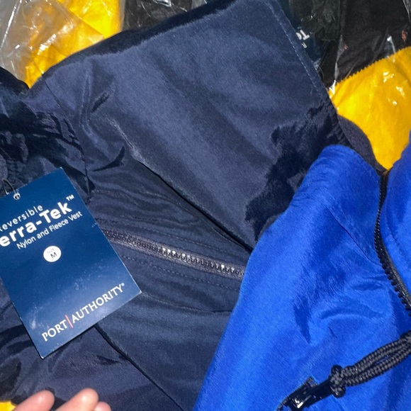 3pc medium Port Authority®  Reversible Terra-Tek™ Nylon and Fleece Vests - Picture 8 of 11